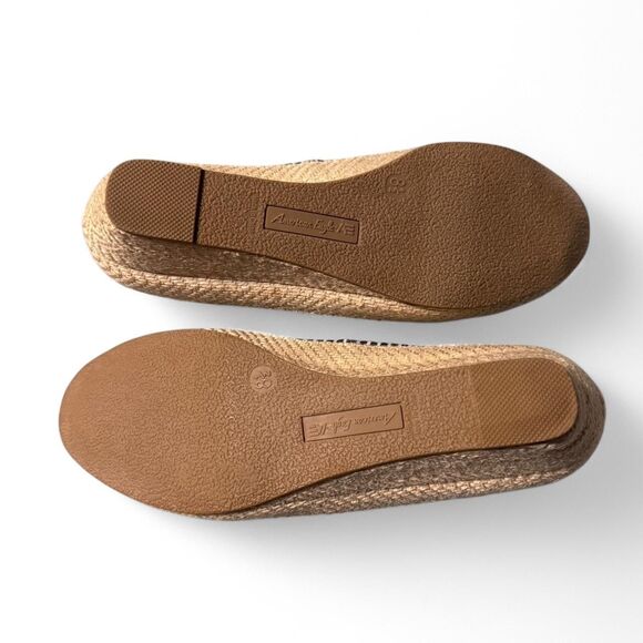 American Eagle Outfitters Espadrilles Wedge Women's Black/White Slip-on's  8.5 - Picture 5 of 5